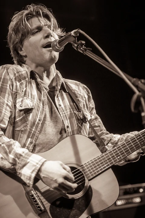 Uncle Tupelo vs. The Jayhawks MusiCares benefit at Tractor Tavern, January 30, 2014, photograph 11.